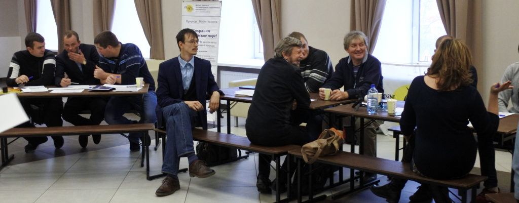 Общественное участие в сохранении диких лососей